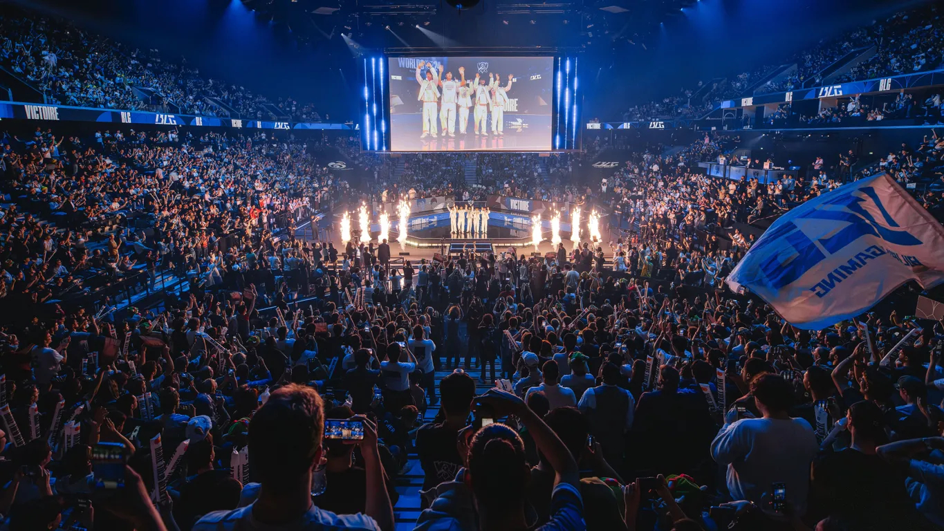 Kanavi豹女野区压制掌控全局，JDG峡谷先锋关键团战奠定优势